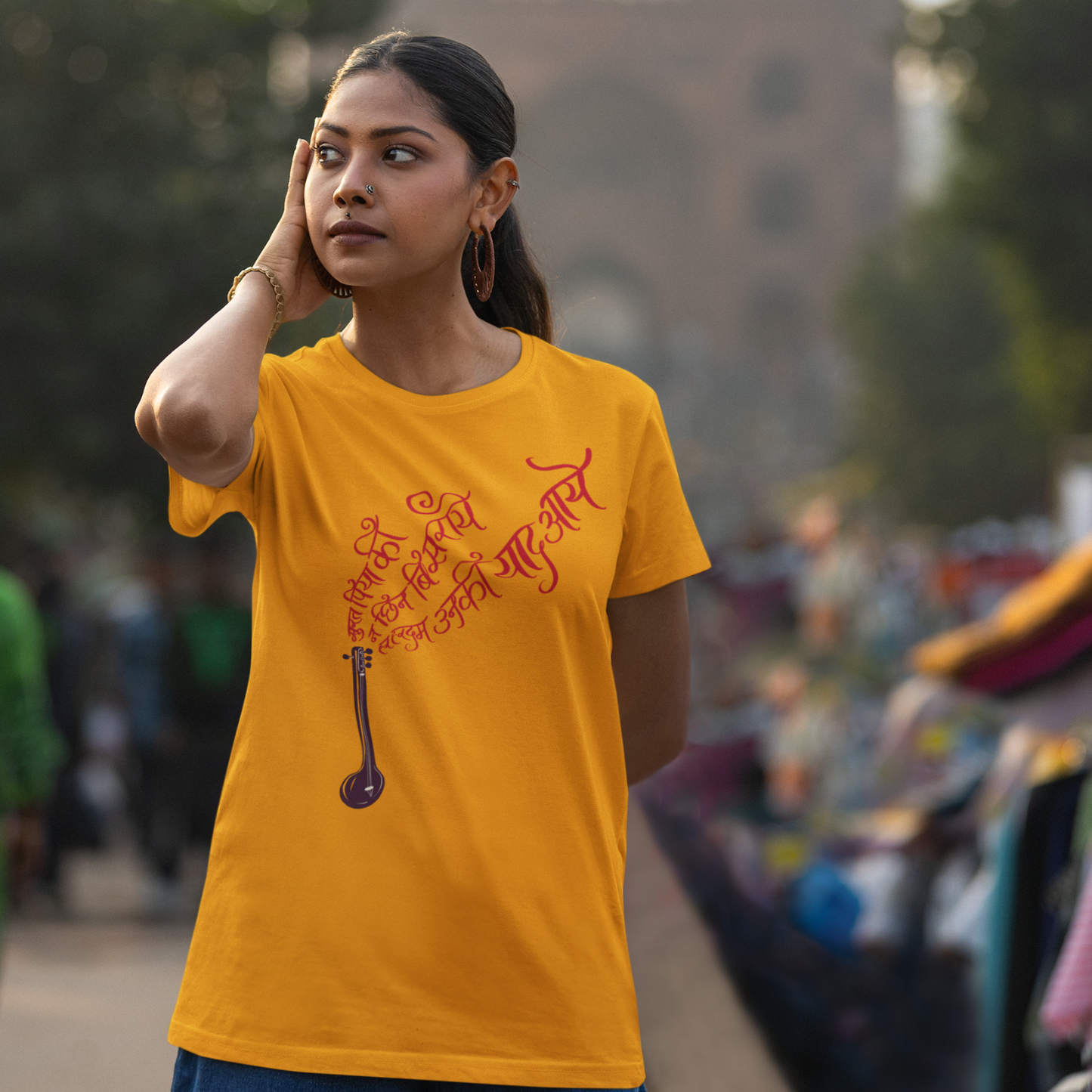 Surat Piya Ki | Unisex T-shirt