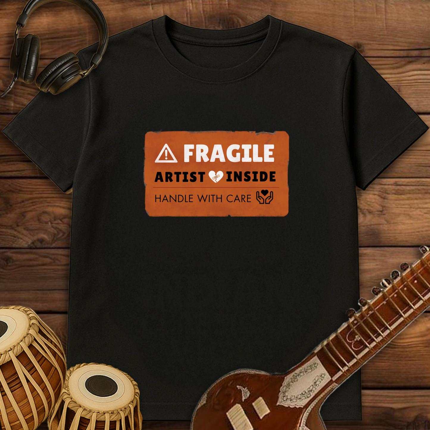 Fragile! Artist heart inside | Unisex T-Shirt