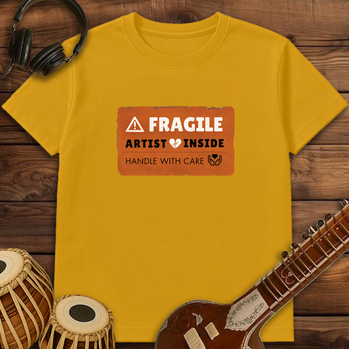 Fragile! Artist heart inside | Unisex T-Shirt